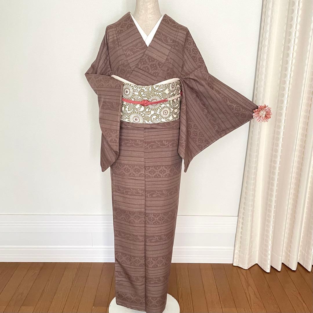 しつけ付き 本場結城紬 モカ茶 真綿亀甲絣正絹小紋着物