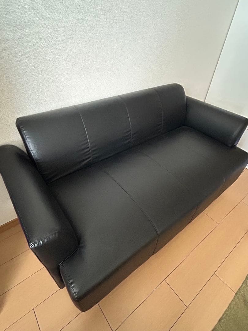 IKEA 黒 2人掛けソファ 145cm