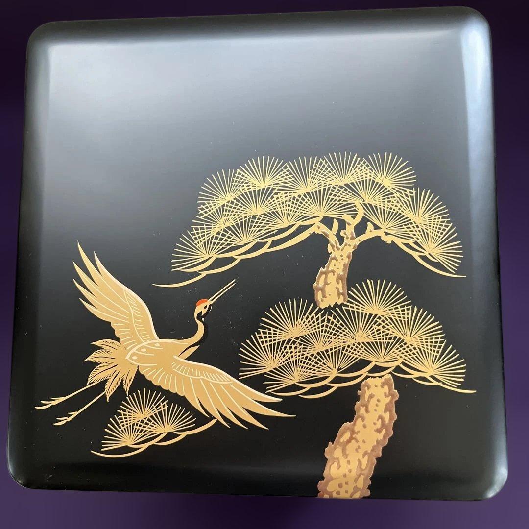 【新品未使用】 木製　漆器　重箱3段　松　鶴　金色　螺鈿