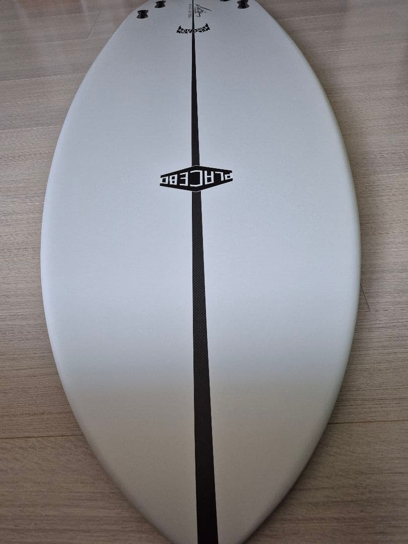 送料無料(条件あり)西濃運輸支店止め　美品　PLACEBO プレセボRNFレトロ