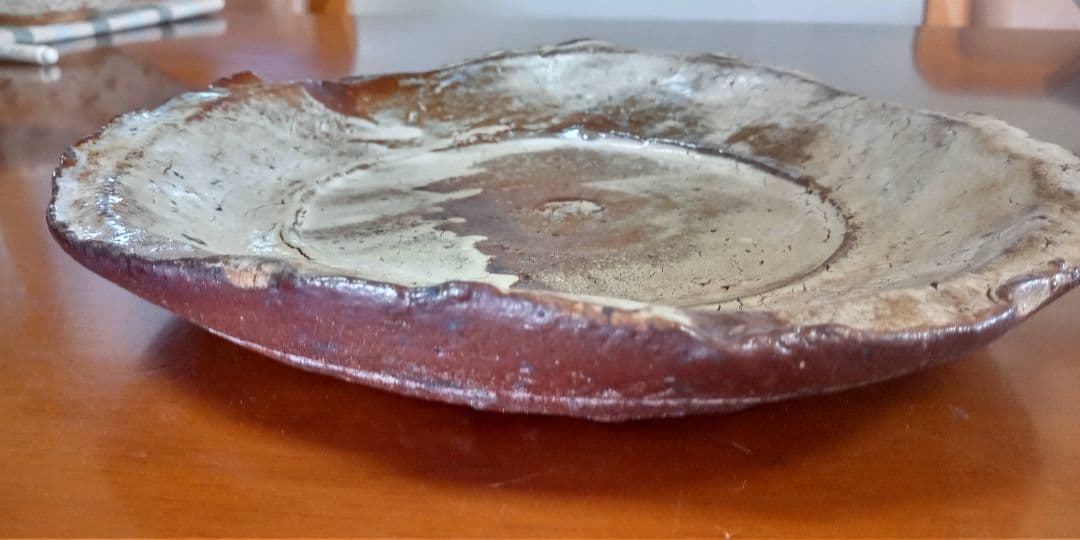 中川自然坊の粉引き大皿