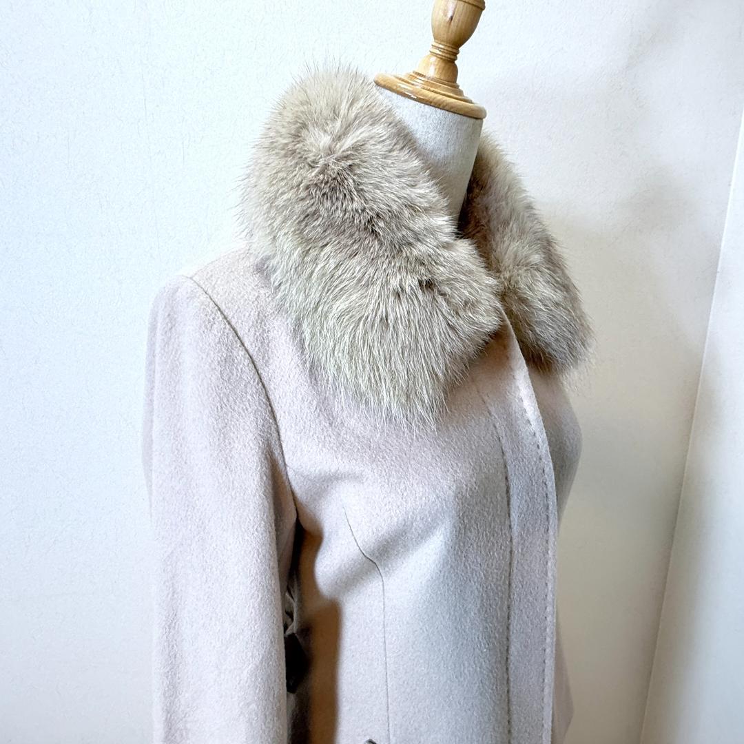 美品AKT&TMカシミヤ100ロングコートブルーフォックスファー襟ベージュ