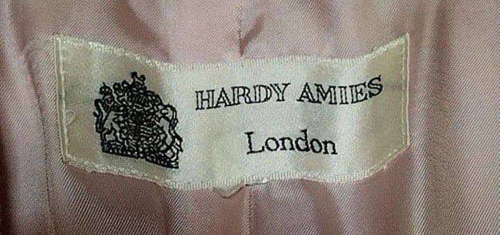 美品●ハーディエイミス●カシミヤ100％●ジャケット●ピンク色●猫ブローチ付き