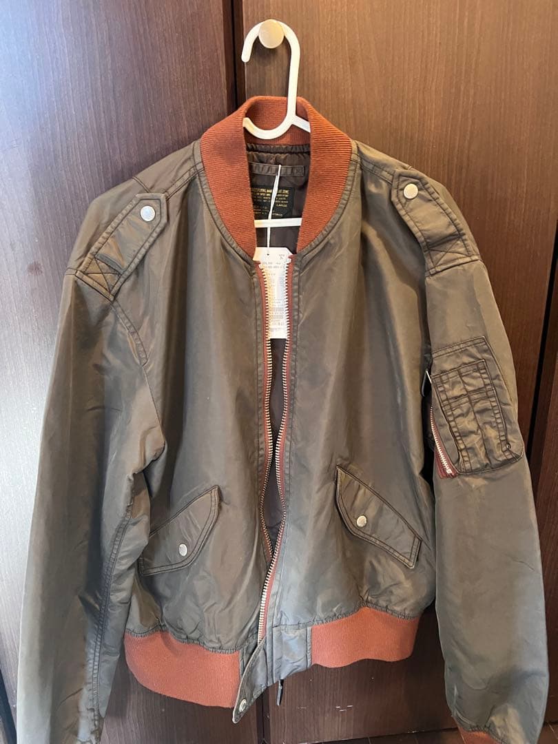 【予約完売】AVIREX 別注 L-2B フライトジャケット　アウター