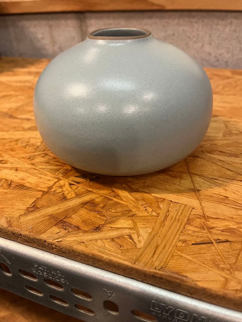 ヒースセラミックス　Heath Ceramicsフラワーベース