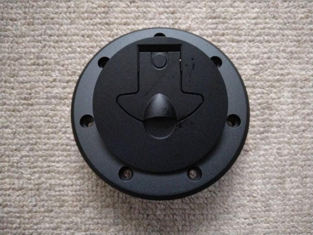 ☆ GPZ900R　新品　純正　フューエルキャップ 51049-0022 ☆