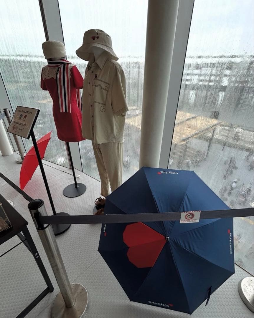 値下げ！　希少　チェコ館公式傘 晴雨兼用　UVカット　万博　Expo