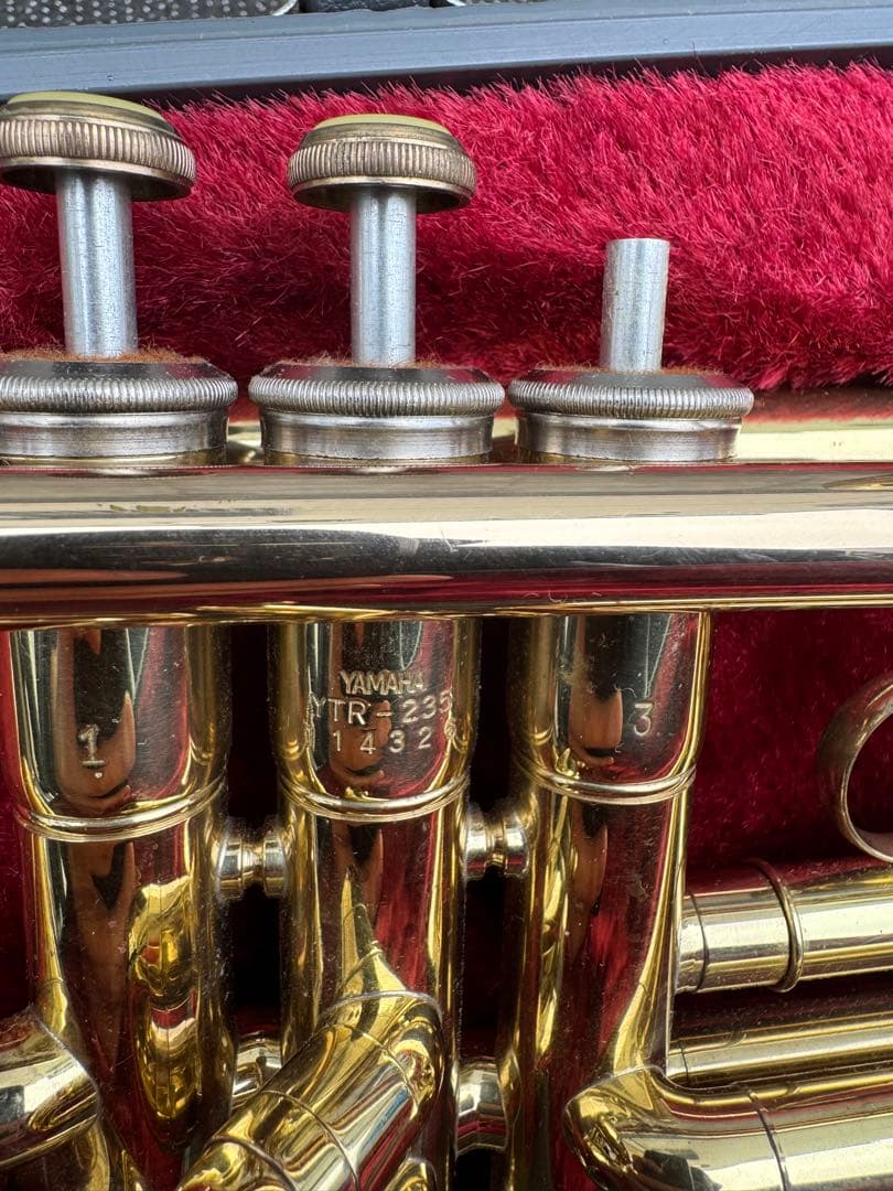 ヤマハ トランペット YTR-235