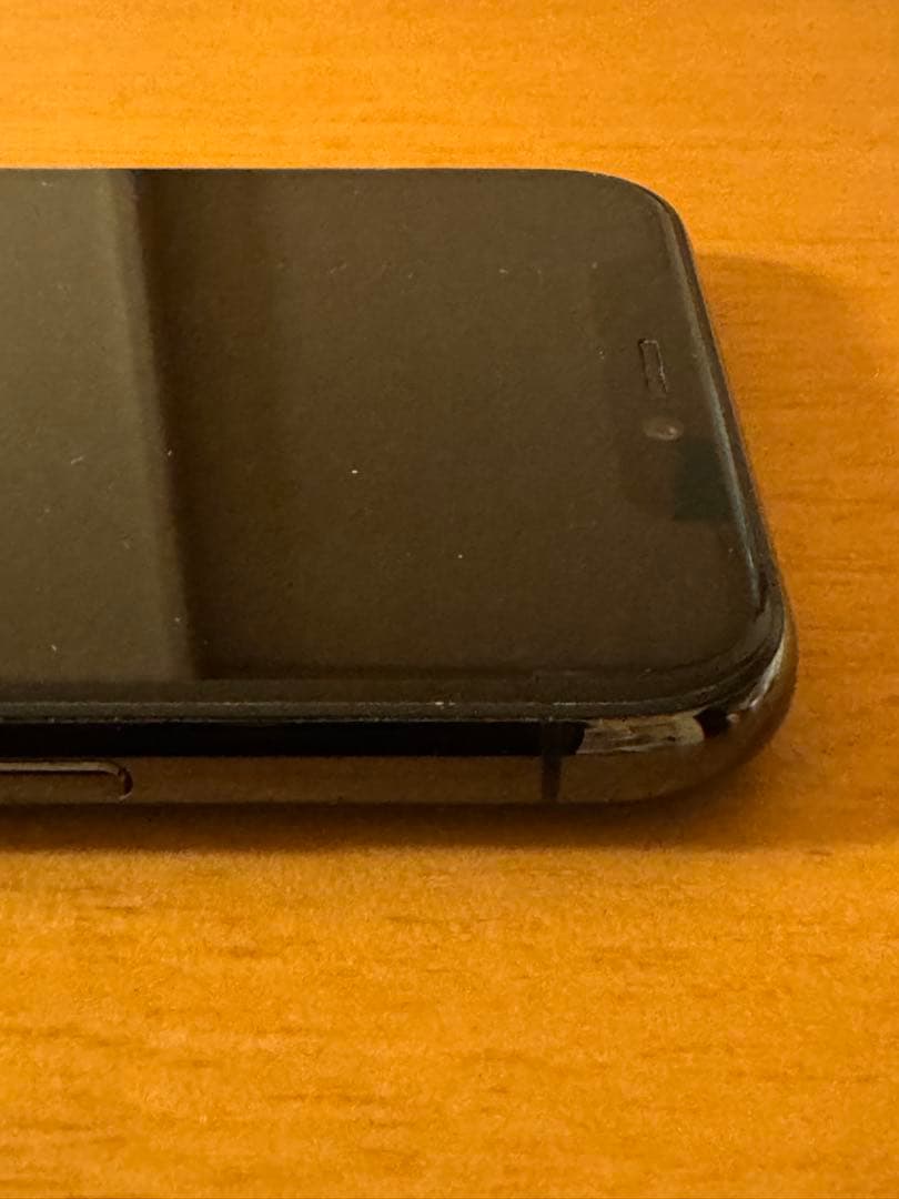 Apple iPhone 11 proスペースグレー 本体