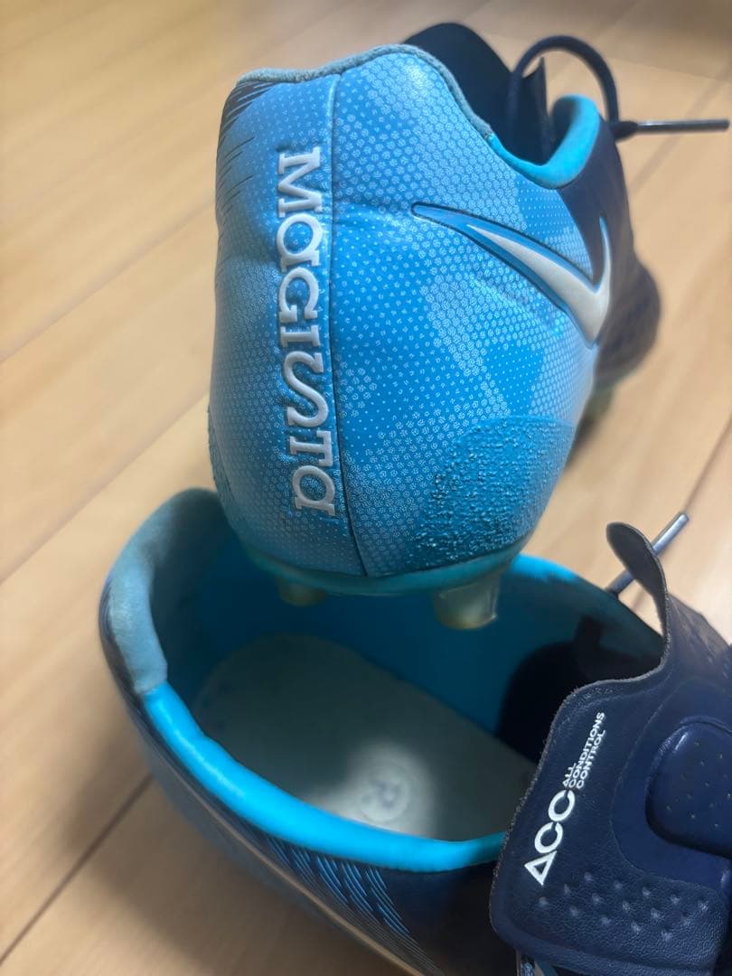 サッカースパイク ナイキ マジスタオーパ スII HG 26.5cm【最終値下】