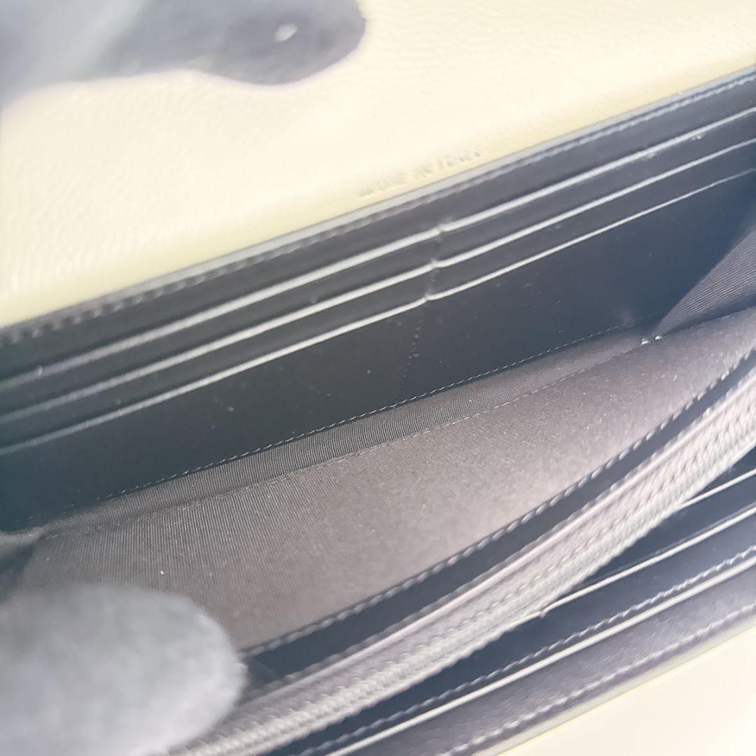 シャネル マトラッセ ココマーク キャビアスキン ホワイト 二つ折り長財布