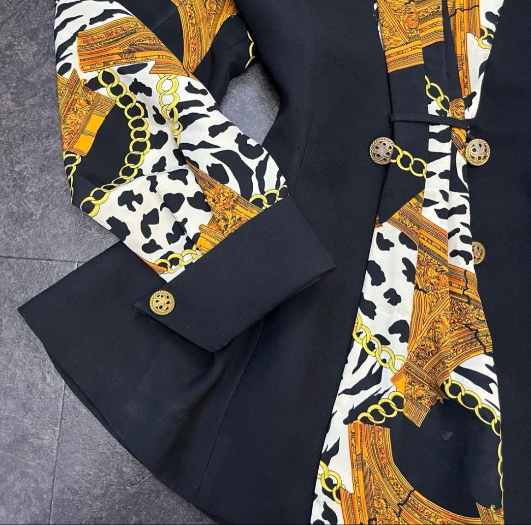 Livre claire -II- スカーフ柄シフォンオシャレジャケット