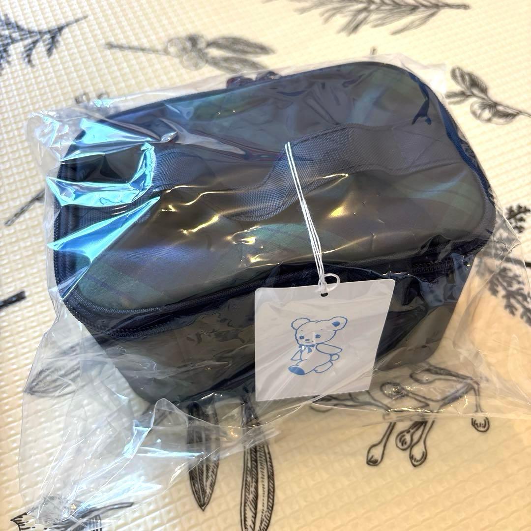 新品未使用　ファミリア 離乳食ポーチ