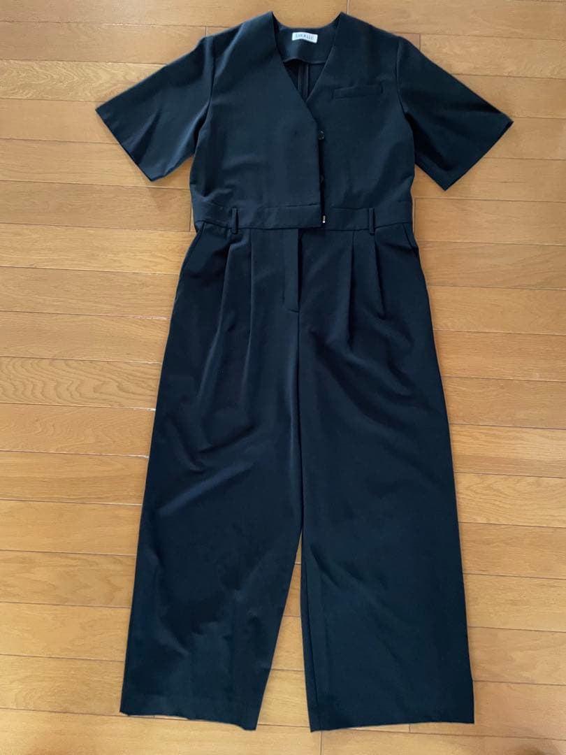 ADAM ET ROPE' EMOELLE Vネックオールインワン