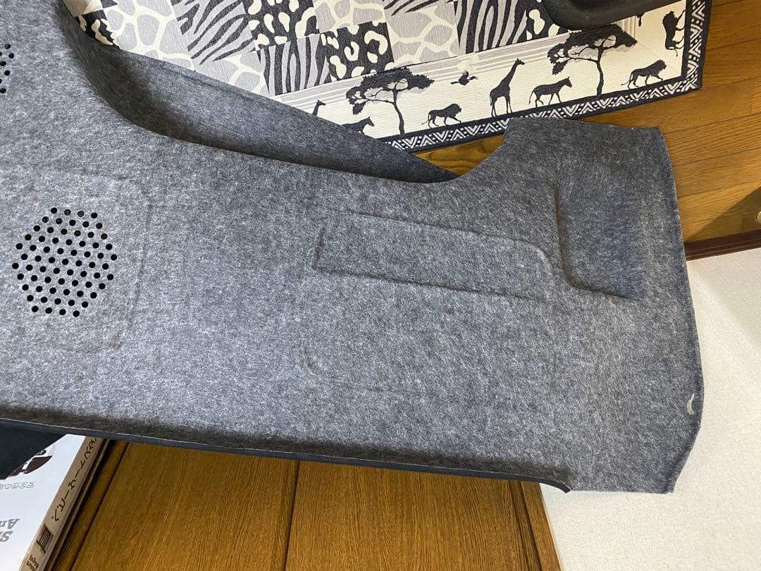 ハイエース200系　S-GL用　　ファブリックトリムカバー　　中古　　値下げなし