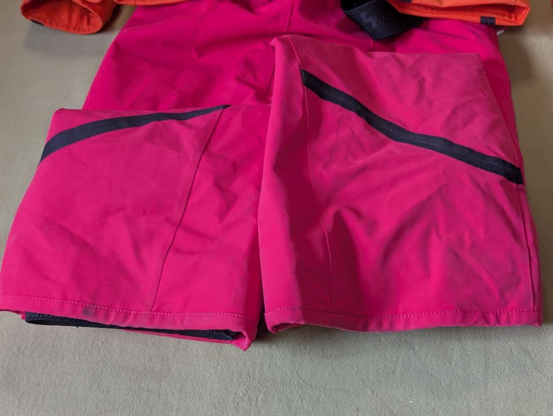 フェニックス　Phenix　マゼンダ　150cm スキーウェアセット