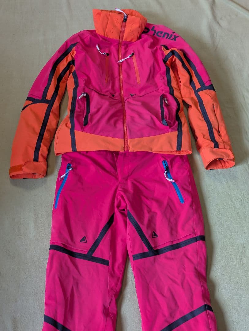 フェニックス　Phenix　マゼンダ　150cm スキーウェアセット