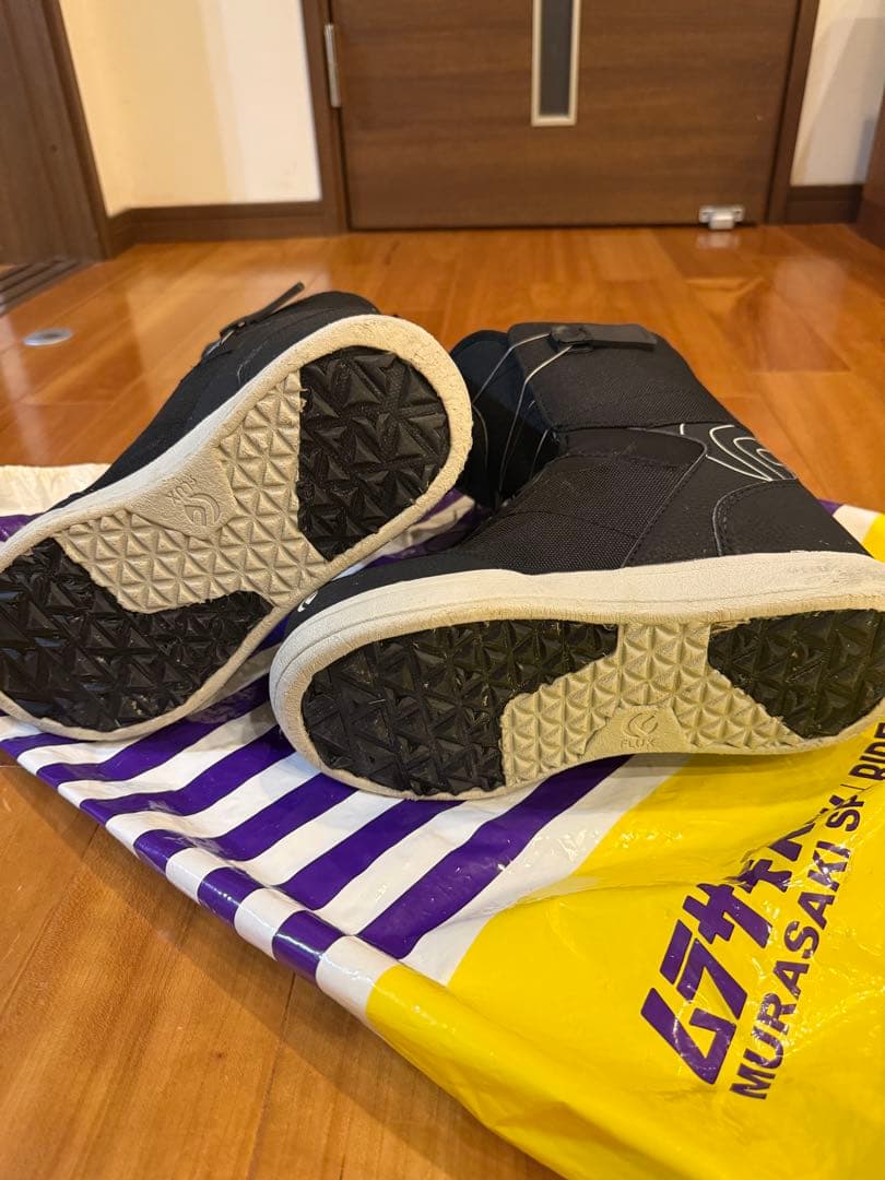 【値下げ】FLUX スノーボードブーツ 23.5 ボア