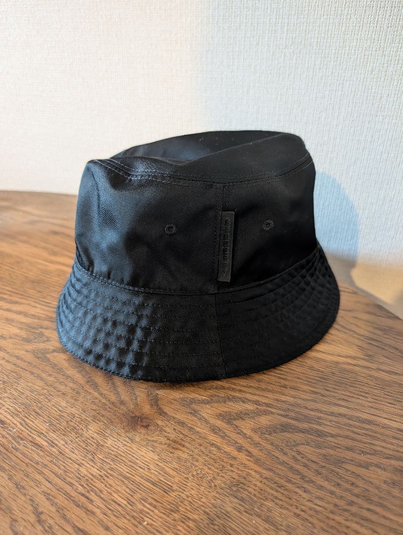 【値下げ】BURBERRY　レオパード柄　バケットハット　リバーシブル