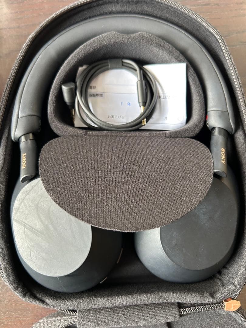 Sony WH-1000XM5ワイヤレスヘッドホン　ブラック