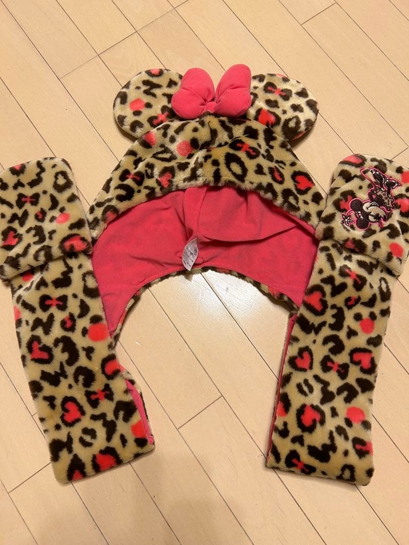 【極美品】ディズニー　ヒョウ柄マフラー