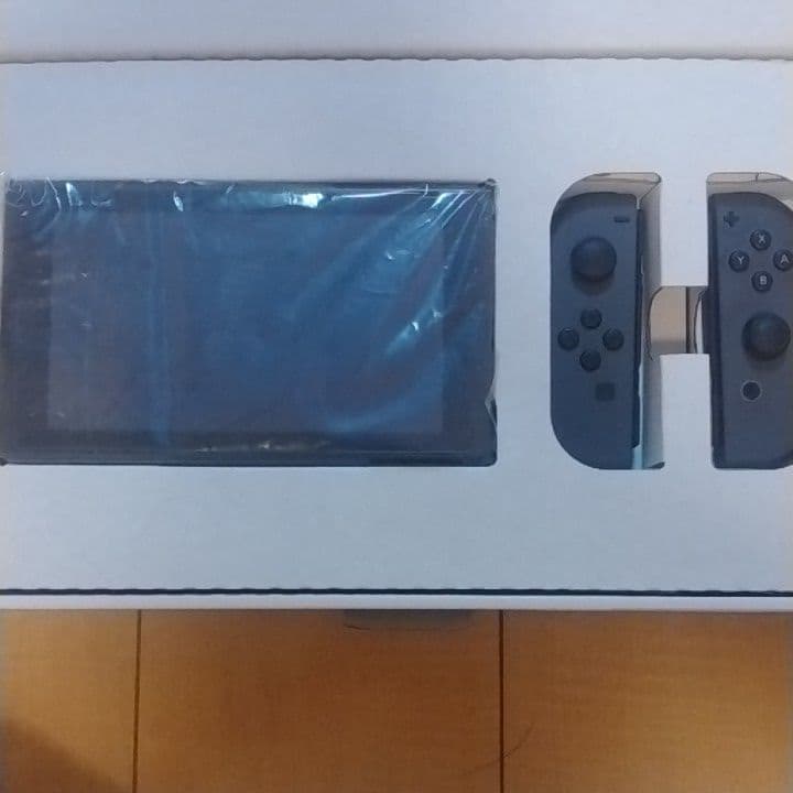 Nintendo SwitchとProコントローラーのセット