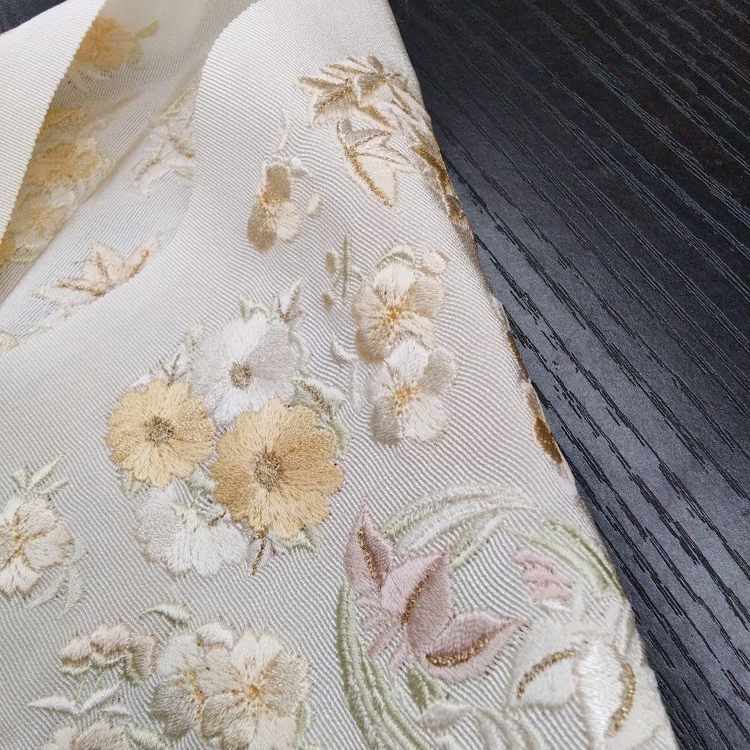 豪華　最高級　手刺繍　刺繍 半襟 半衿　華縫 　正絹　アイボリー　#662