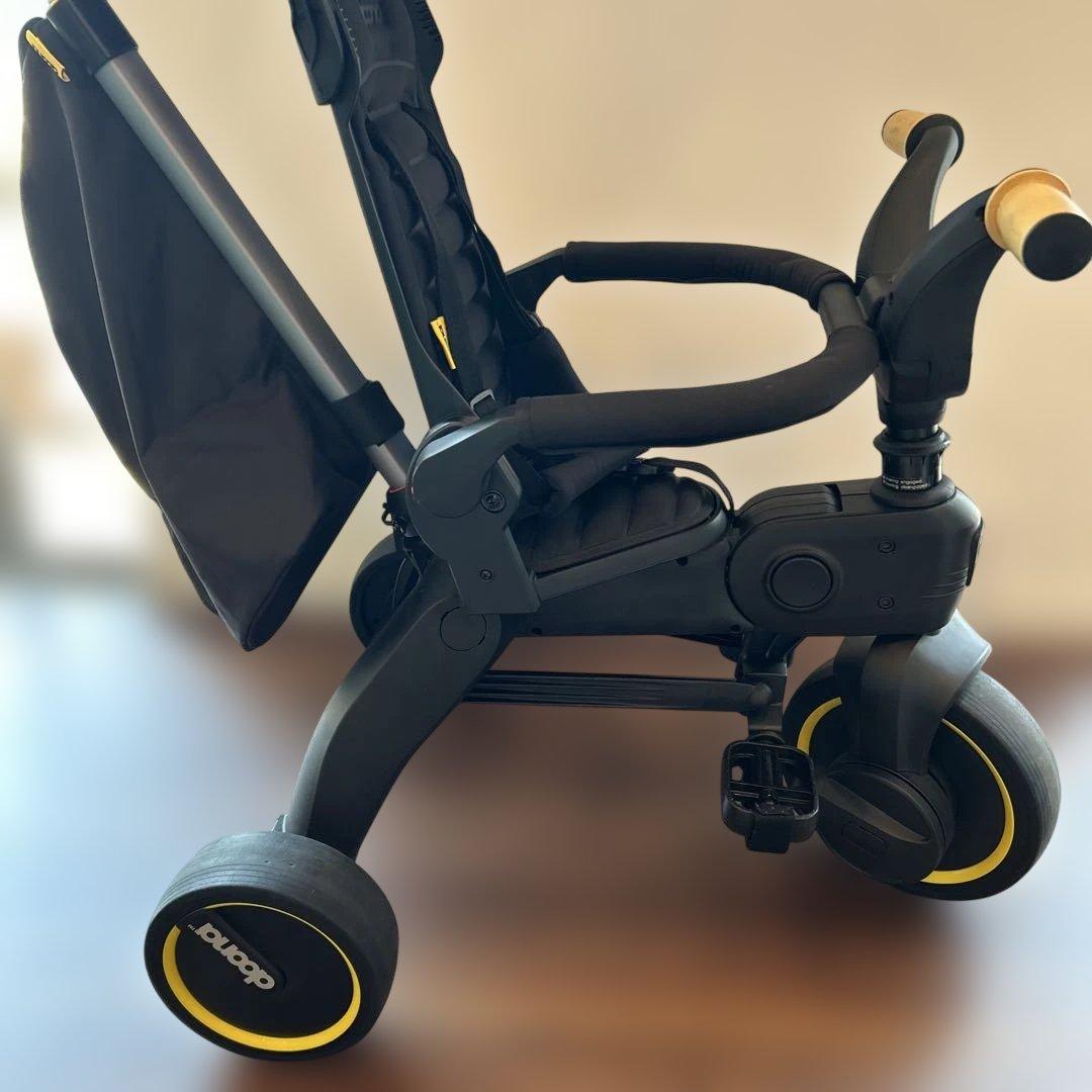 doonaドゥーナ　リキトライクプレミアム　折りたたみ三輪車　S5ニトロブラック