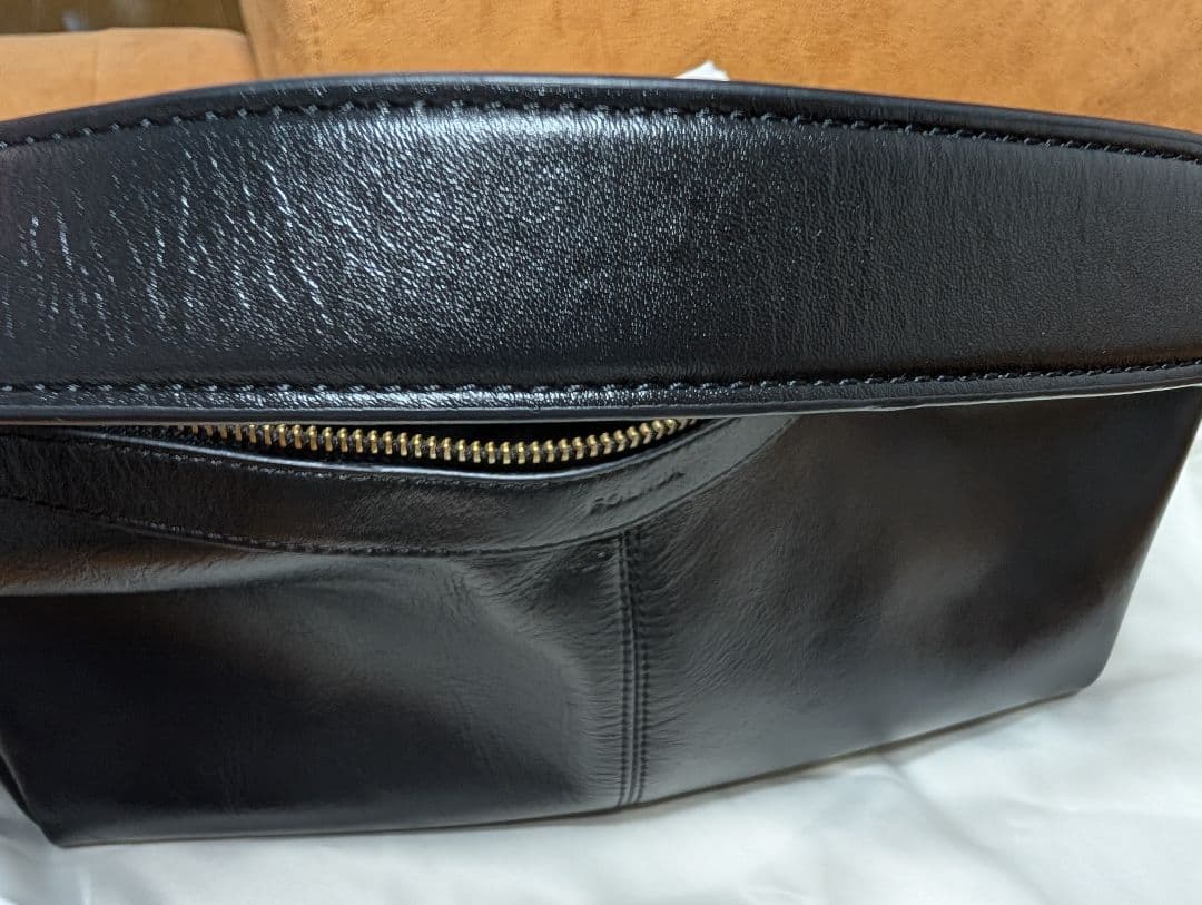 FOLNUA ブラックヴィンテージ　バトーバッグ