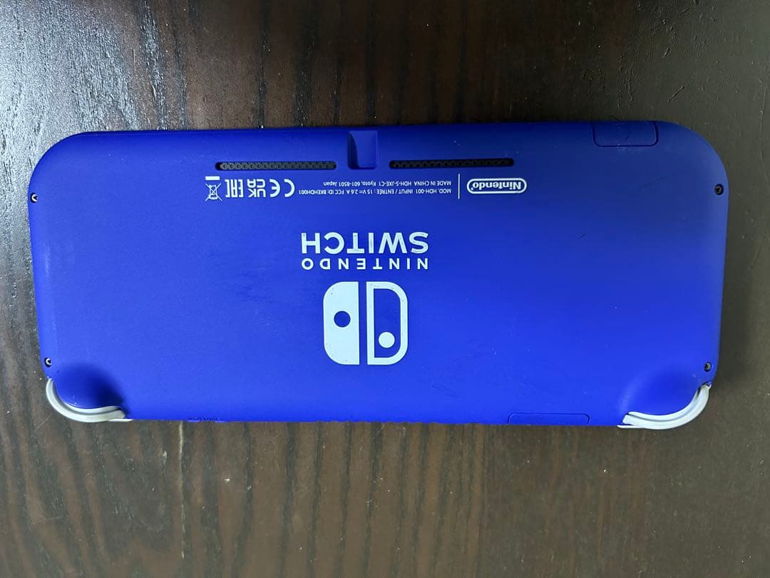 任天堂Switchライト本体