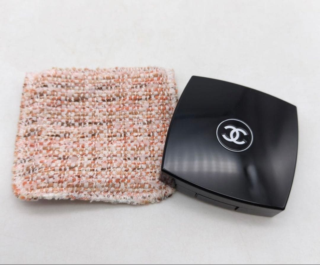 シャネル レ キャトル オンブル ツイード 04 ほぼ新品