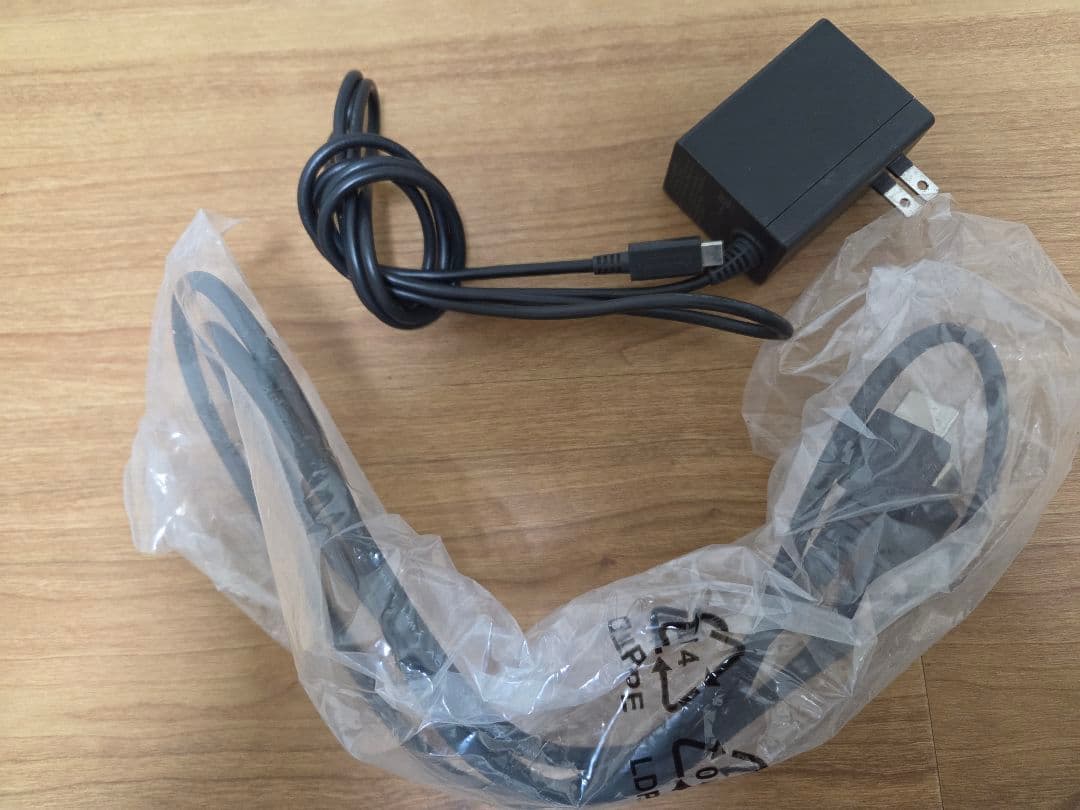 (完品・動作良好)Nintendo Switch　本体