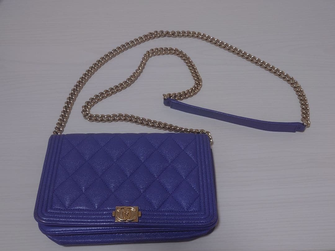 CHANEL ボーイシャネル チェーンウォレット