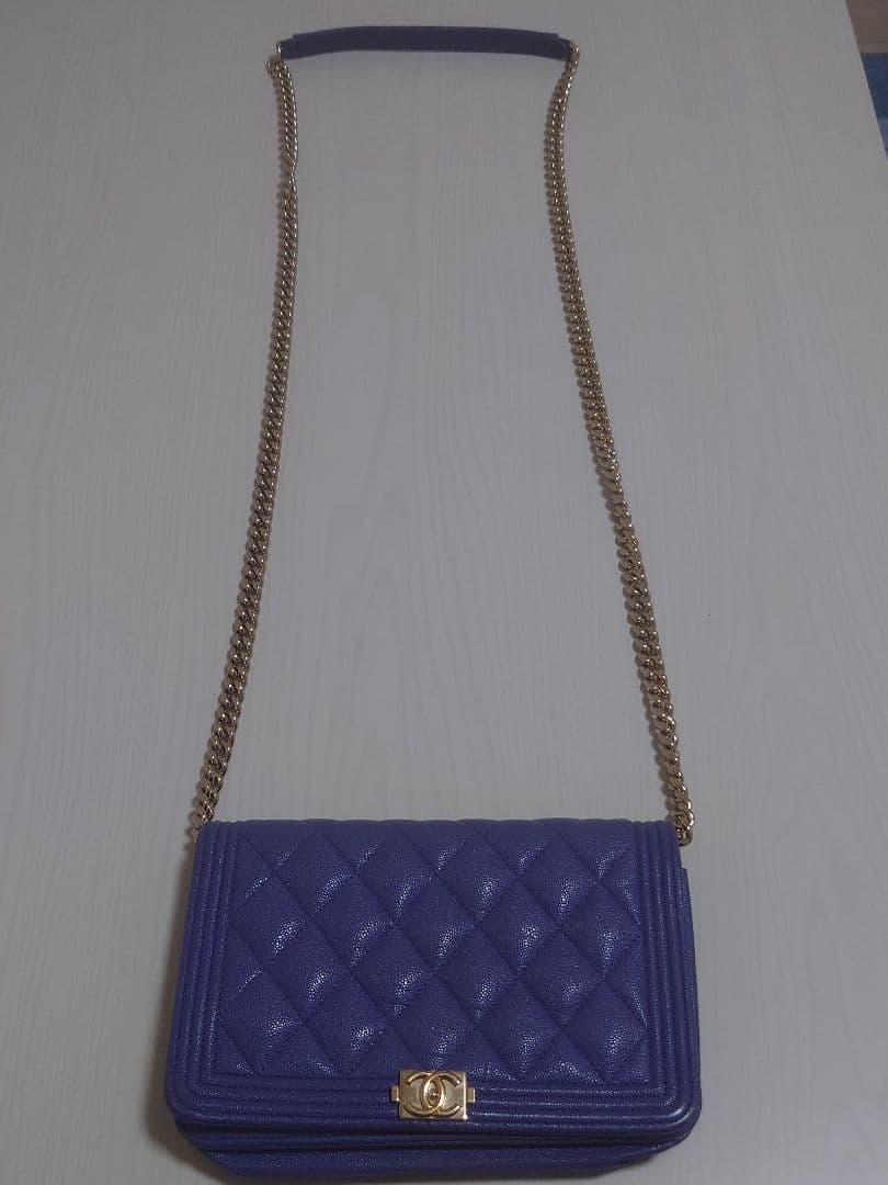 CHANEL ボーイシャネル チェーンウォレット