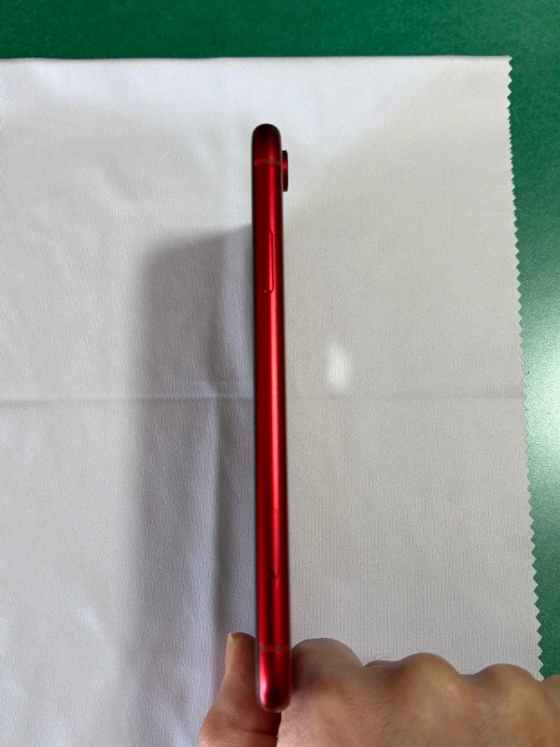 値下げ　iPhone XR プロダクトレッド 64GB SIMフリー