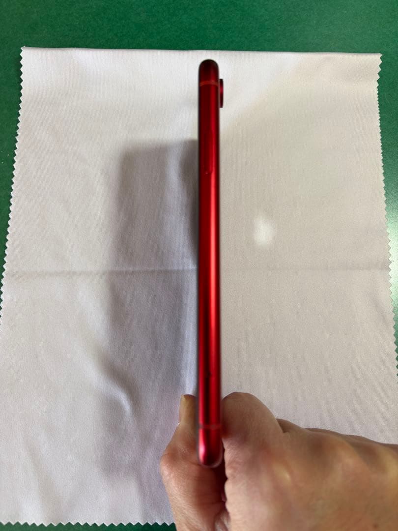 値下げ　iPhone XR プロダクトレッド 64GB SIMフリー