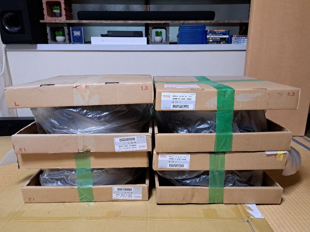 フリードクロスター純正ホイール