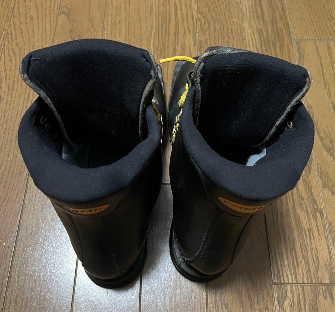 Asolo (アゾロ) のテレマークスキーブーツ　25.5cm