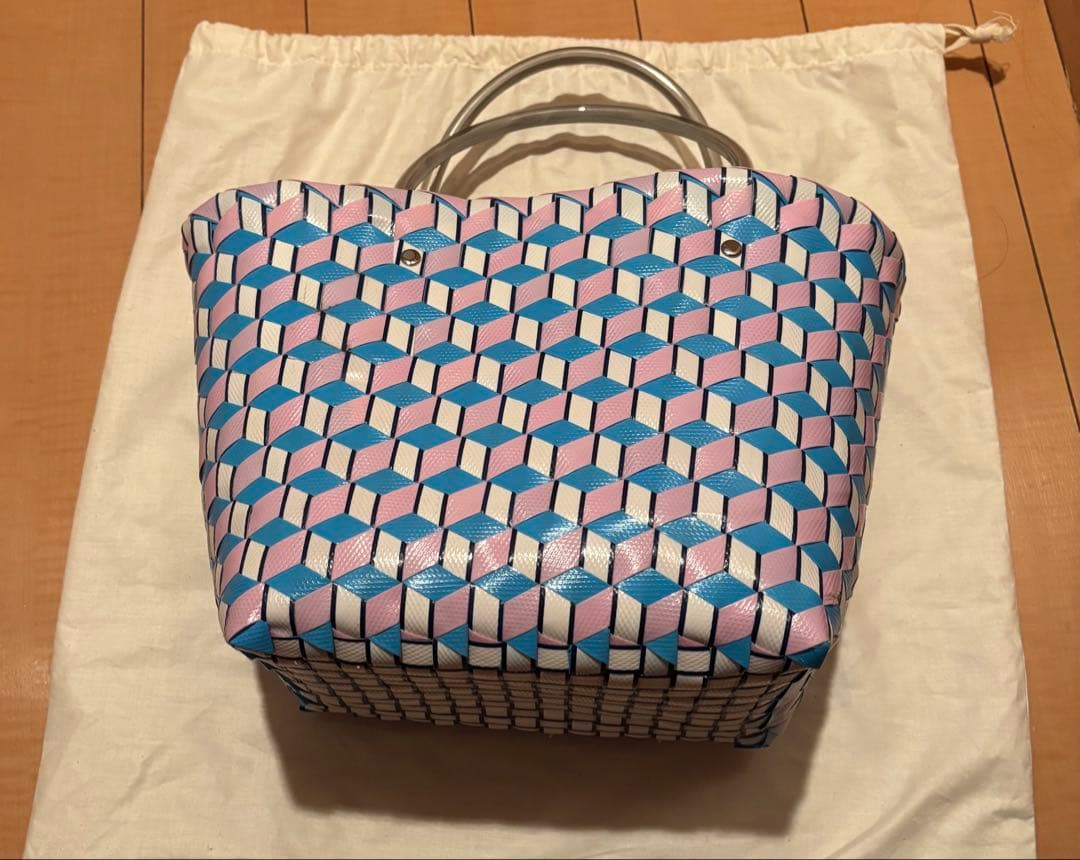 MARNI 立体キューブ模様 かごバッグ
