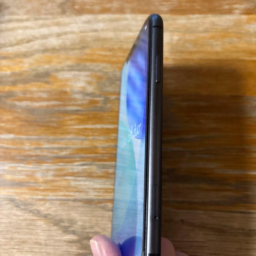 iPhone11 ブラック　本体　64GB