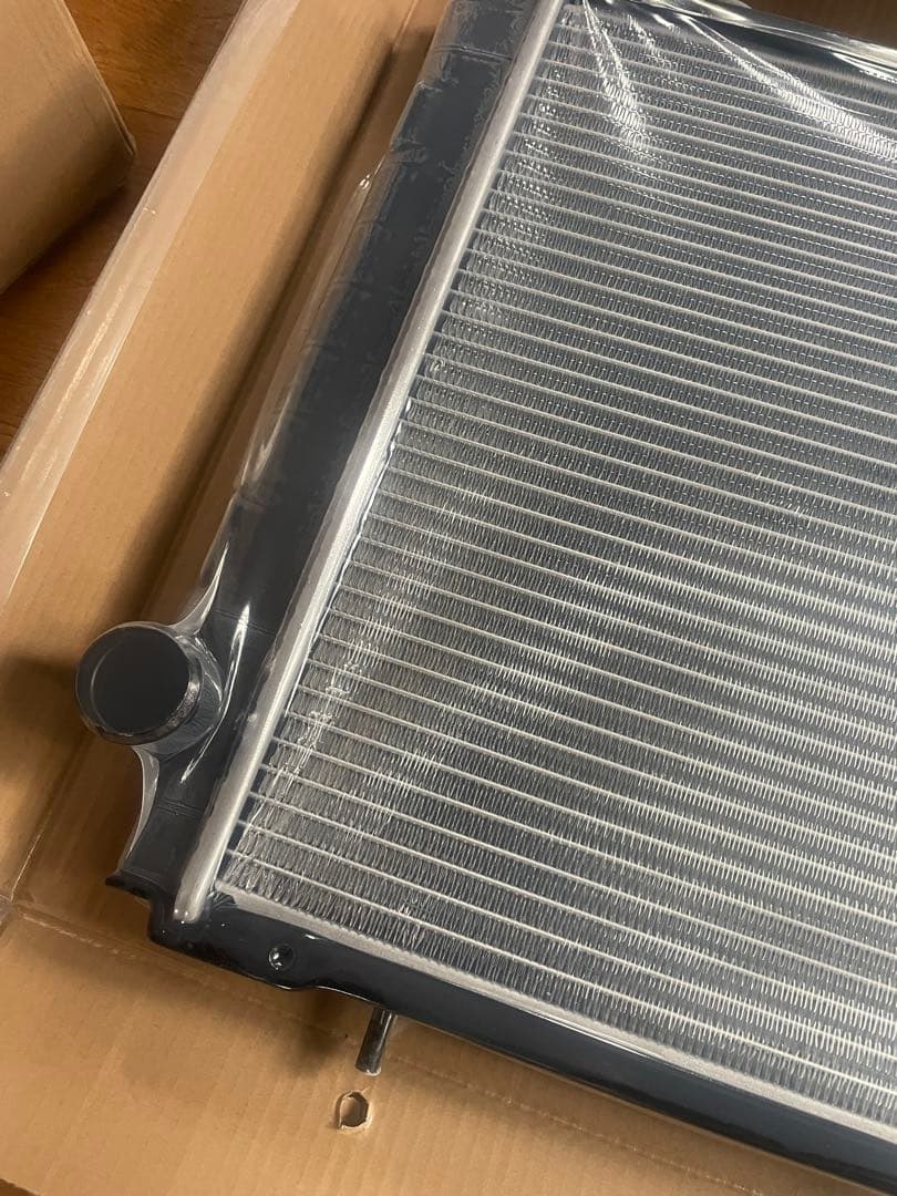 レガシーターボ　レガシー　インプレッサラジエーター