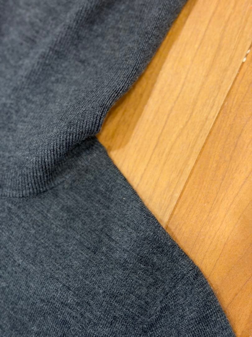 【美品】theory luxeタートルネックニットワンピース/38/チャコール