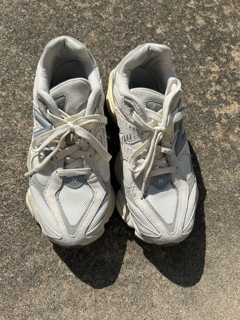 New Balance U9060 スニーカー ホワイト グレー 24.0