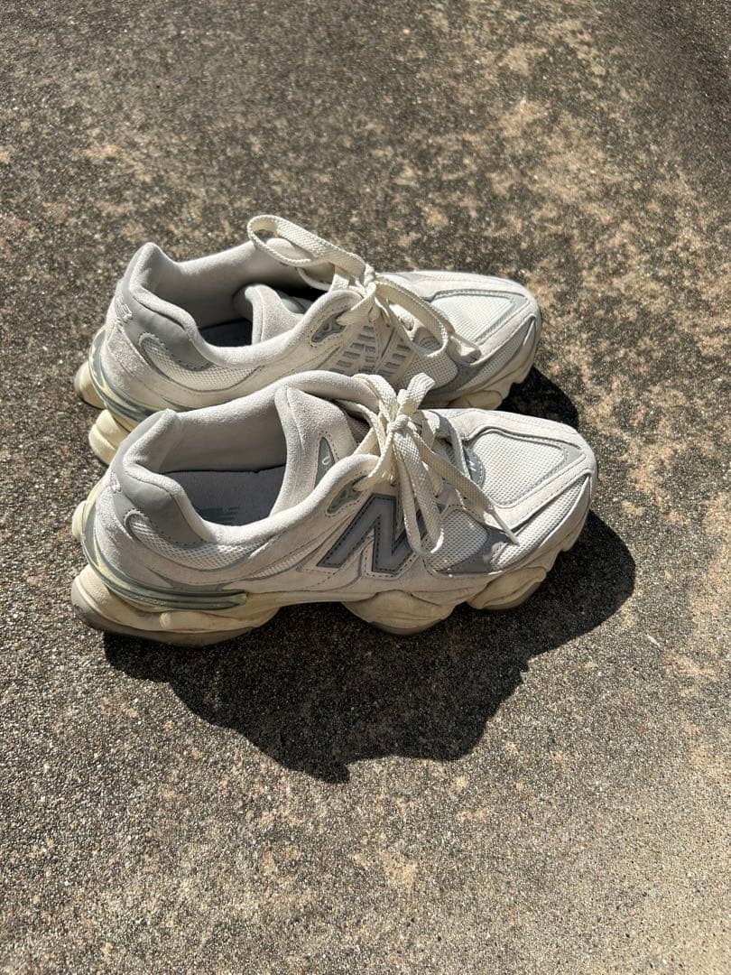 New Balance U9060 スニーカー ホワイト グレー 24.0