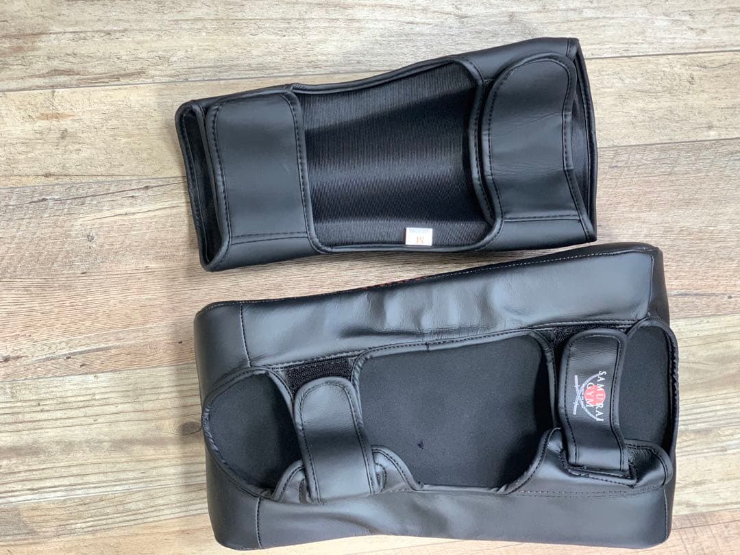 カーフキックダブルミット 左右利用できます 商材本革