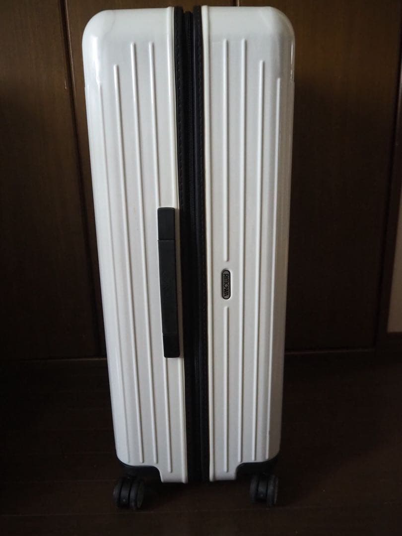 大幅値下げ！ 確実正規品 リモワ サルサエア ハワイ限定色 82L ※本体のみ