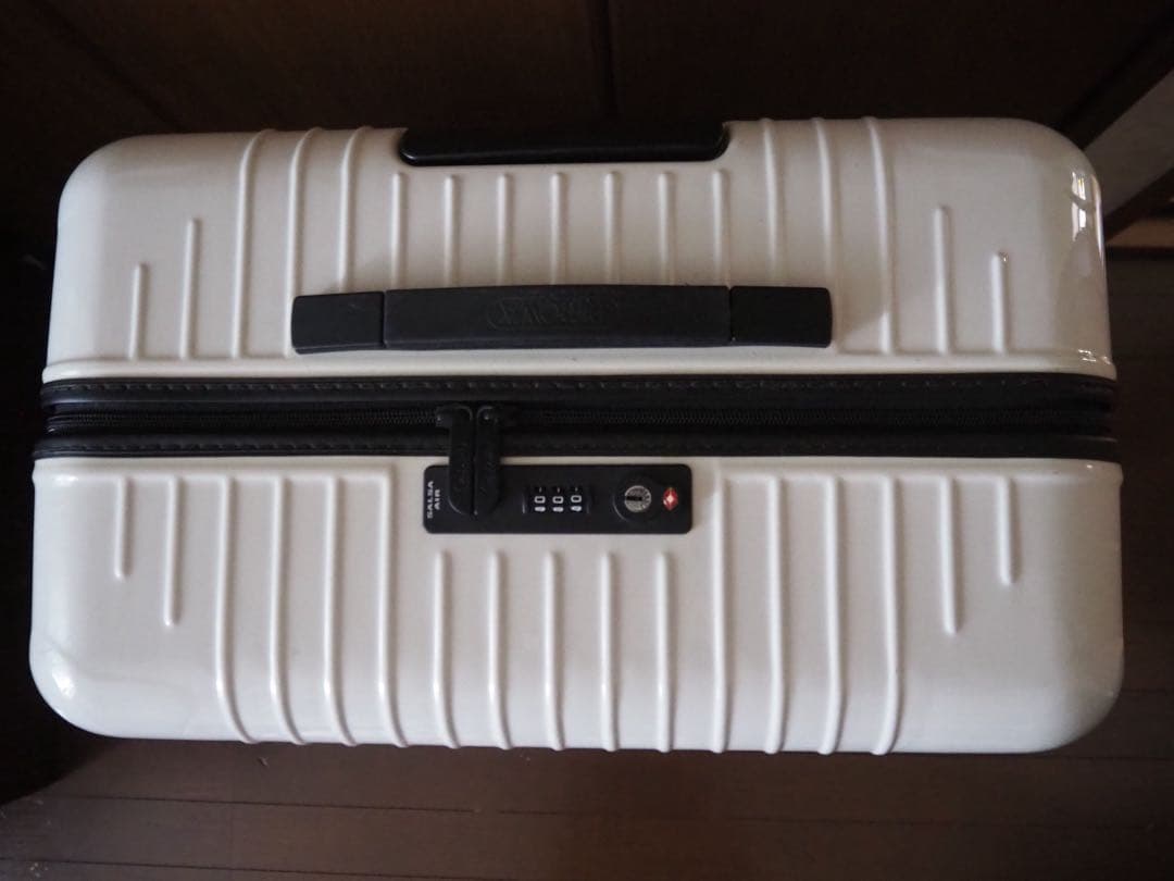 大幅値下げ！ 確実正規品 リモワ サルサエア ハワイ限定色 82L ※本体のみ