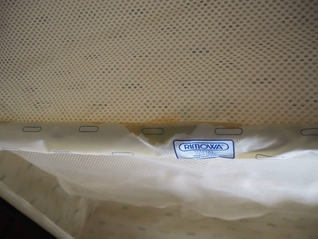 大幅値下げ！ 確実正規品 リモワ サルサエア ハワイ限定色 82L ※本体のみ