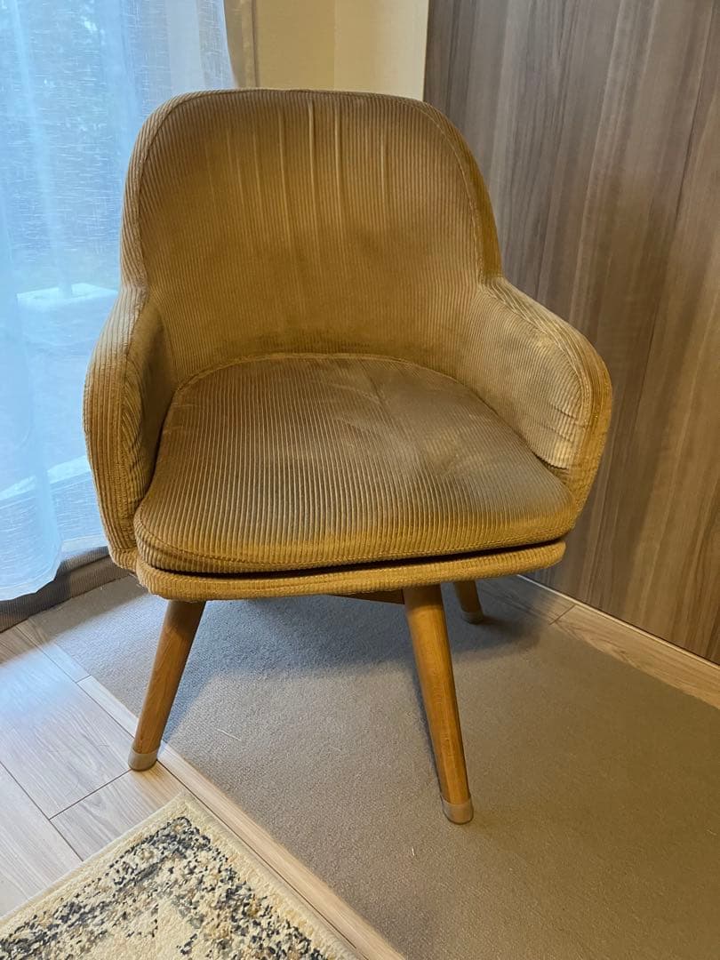 unico PIIVO（ピーヴォ）ベージュ コーデュロイ アームチェア