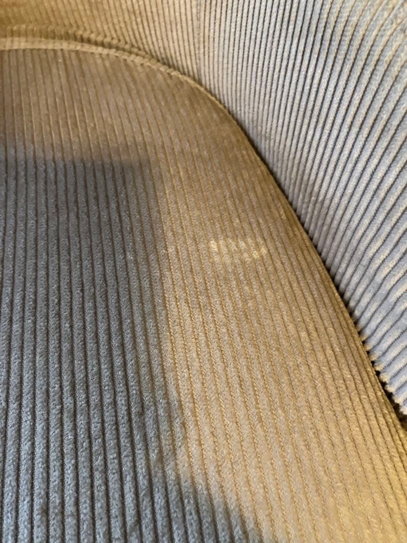 unico PIIVO（ピーヴォ）ベージュ コーデュロイ アームチェア